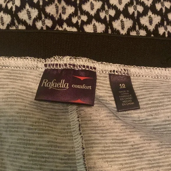 Black and white skirt - Picture 3 of 5